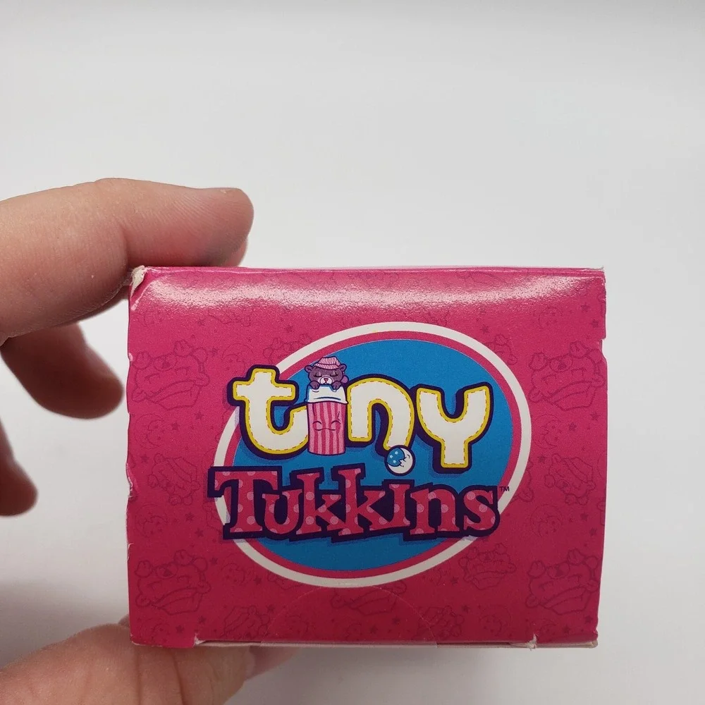 Tiny Tukkins Baby n Crib Set With Mystery Plush Included 6 Piece Set Brand New - Picture 5 of 6